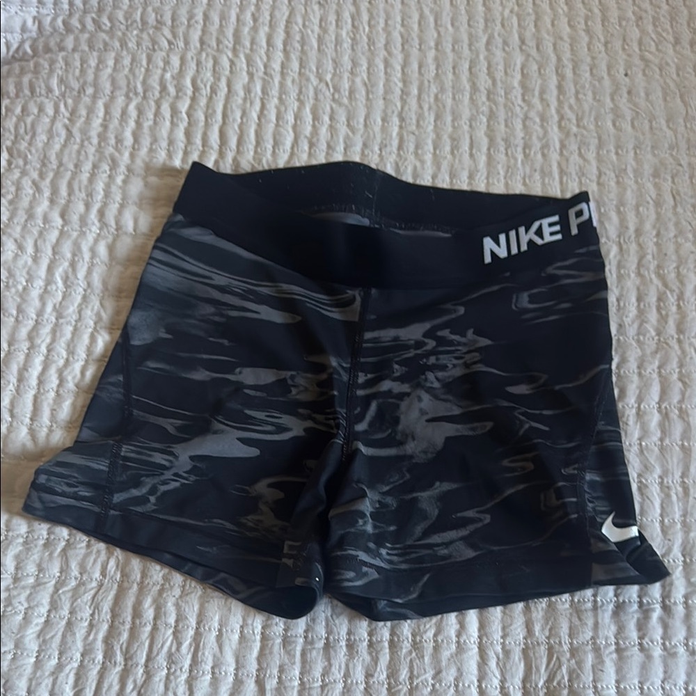 Nike Pro Black and Gray Patterned Shorts